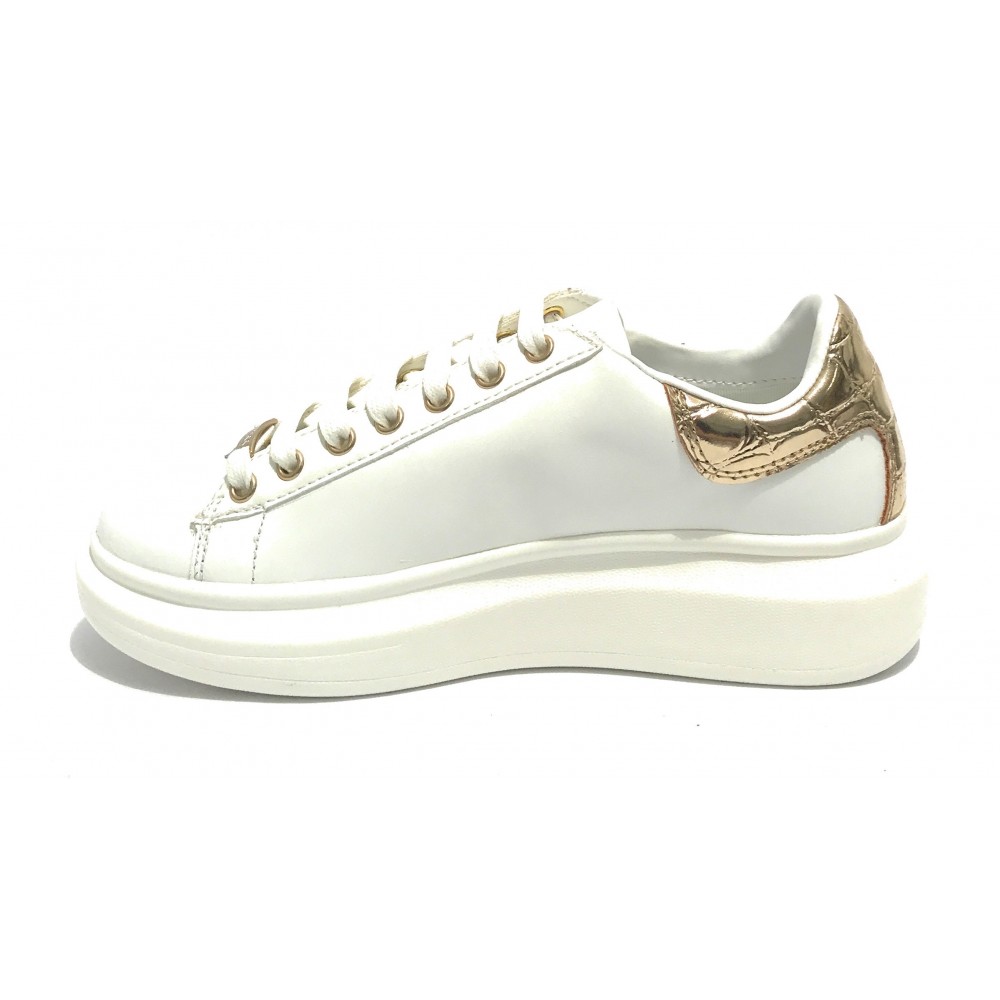 SALERNO GENUINE LEATHER SNEAKER